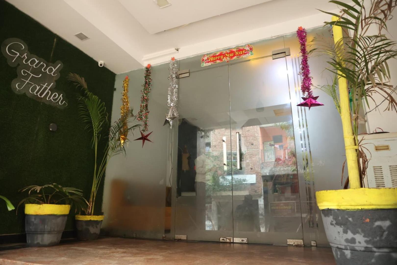 Hotel Grand Father 阿格拉 外观 照片